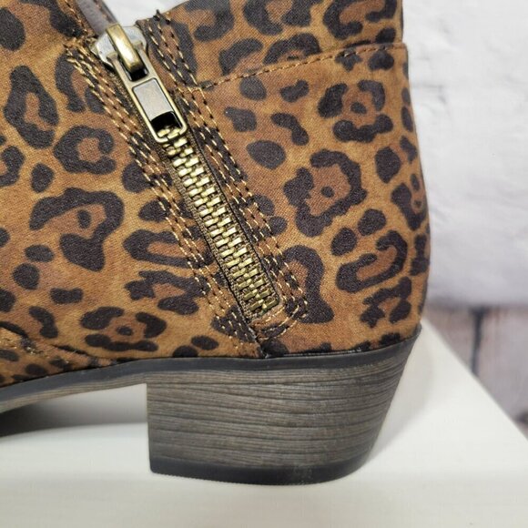Sun + Stone Abby Double Zip Booties- Leopard - Picture 6 of 8